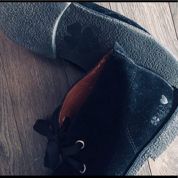 ⭐️SALE⭐️Lucky Brand Desert Ankle Boots size 7 - Picture 2 of 4